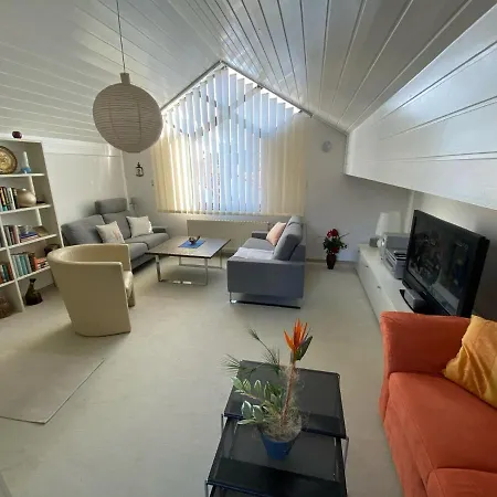 Apartamento Ferienwohnung Altenburgblick